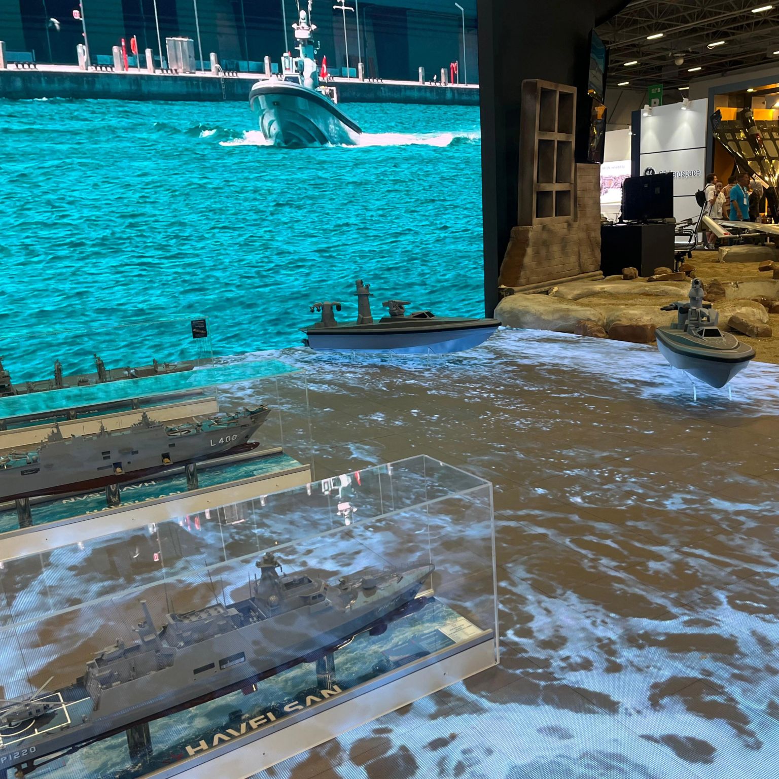 IDEF 2025 fuar fotoğrafı 14